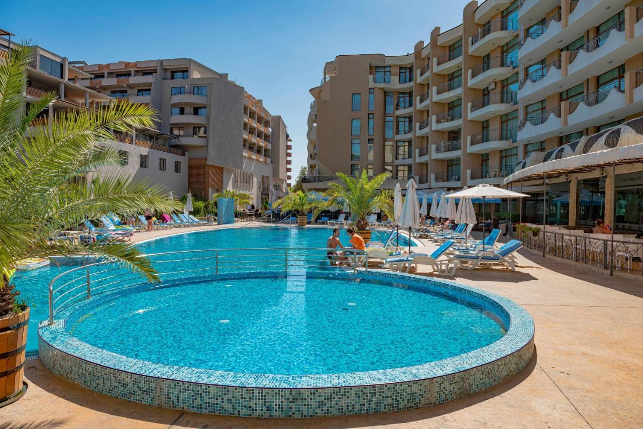 סאני ביץ' Grenada - Menada Apartments מראה חיצוני תמונה