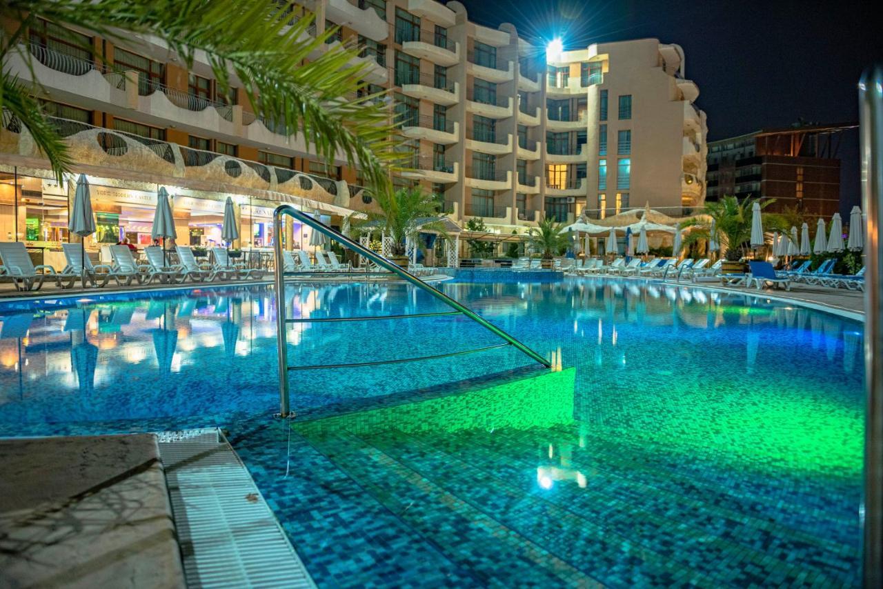 סאני ביץ' Grenada - Menada Apartments מראה חיצוני תמונה