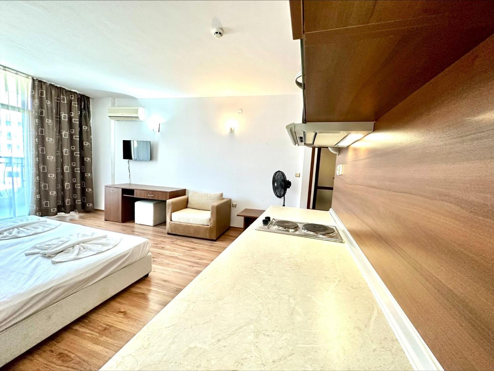 סאני ביץ' Grenada - Menada Apartments חדר תמונה