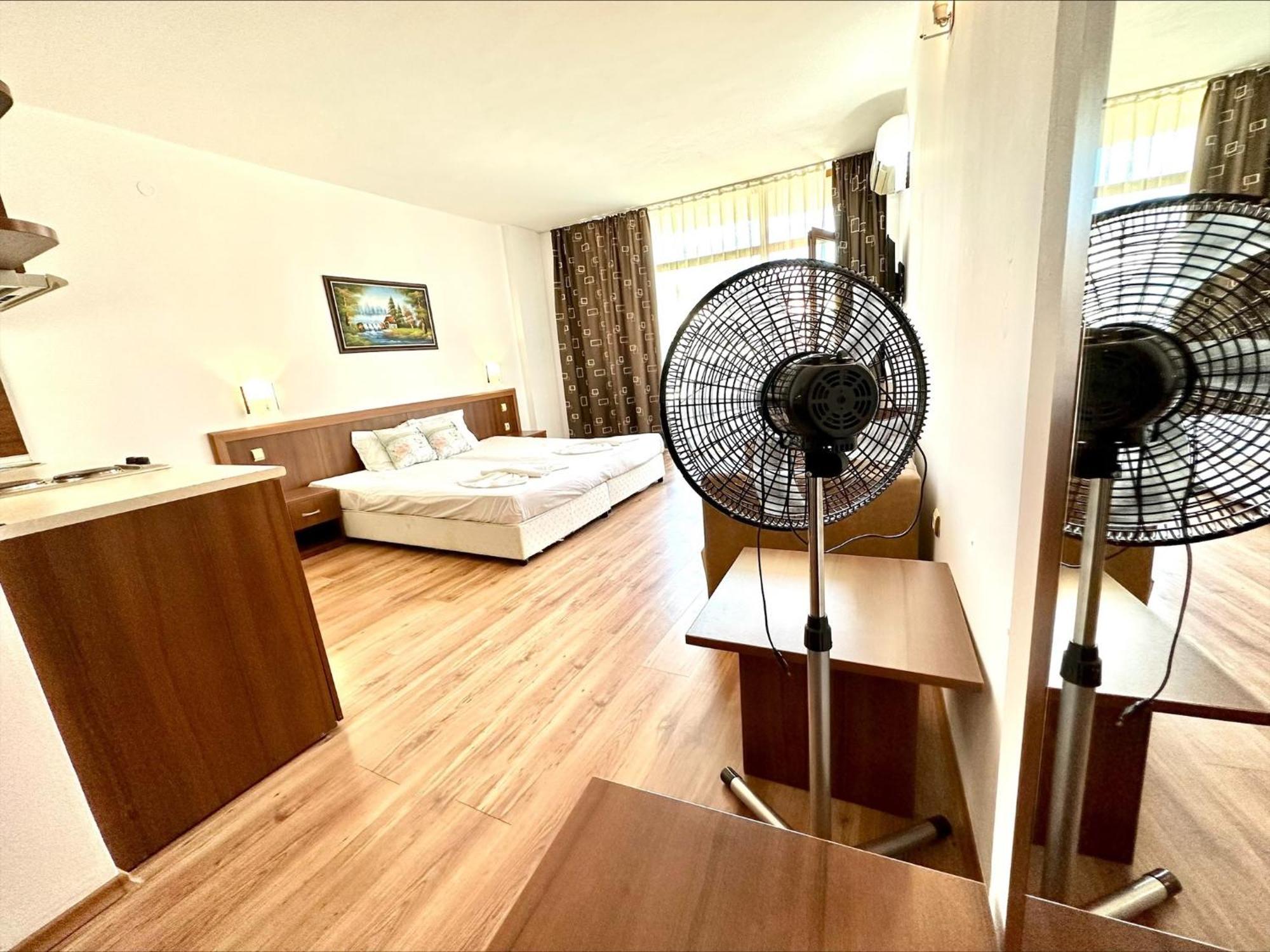 סאני ביץ' Grenada - Menada Apartments חדר תמונה