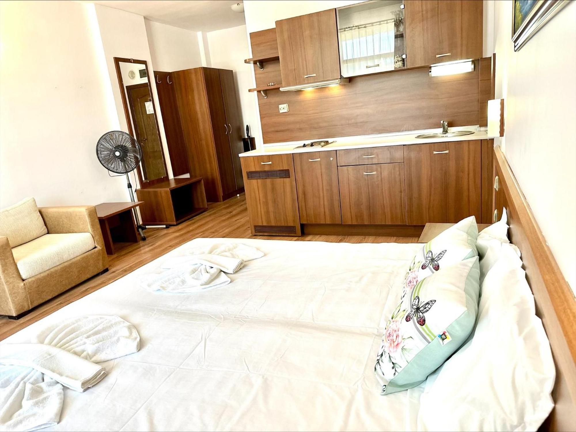 סאני ביץ' Grenada - Menada Apartments חדר תמונה