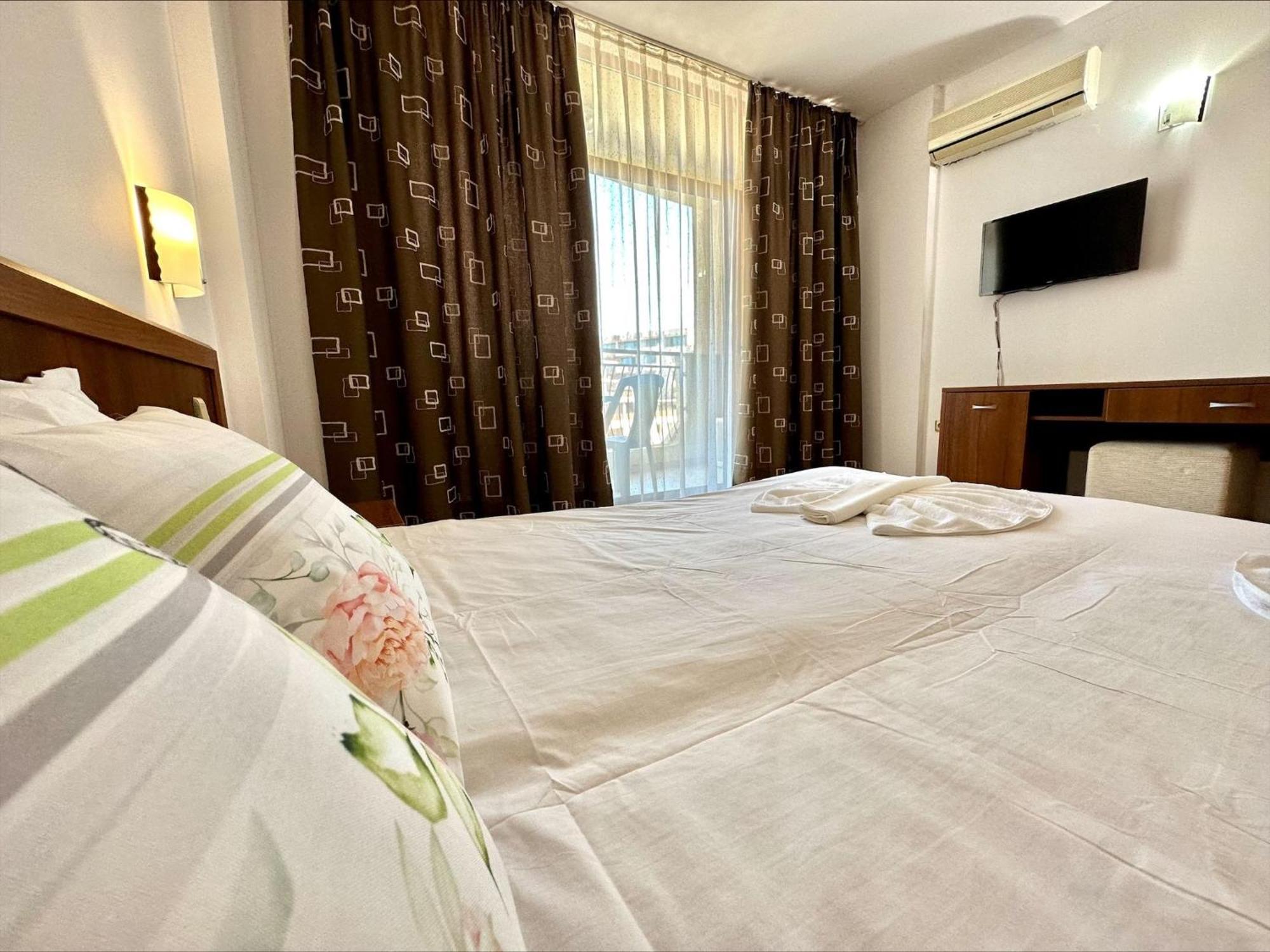 סאני ביץ' Grenada - Menada Apartments חדר תמונה