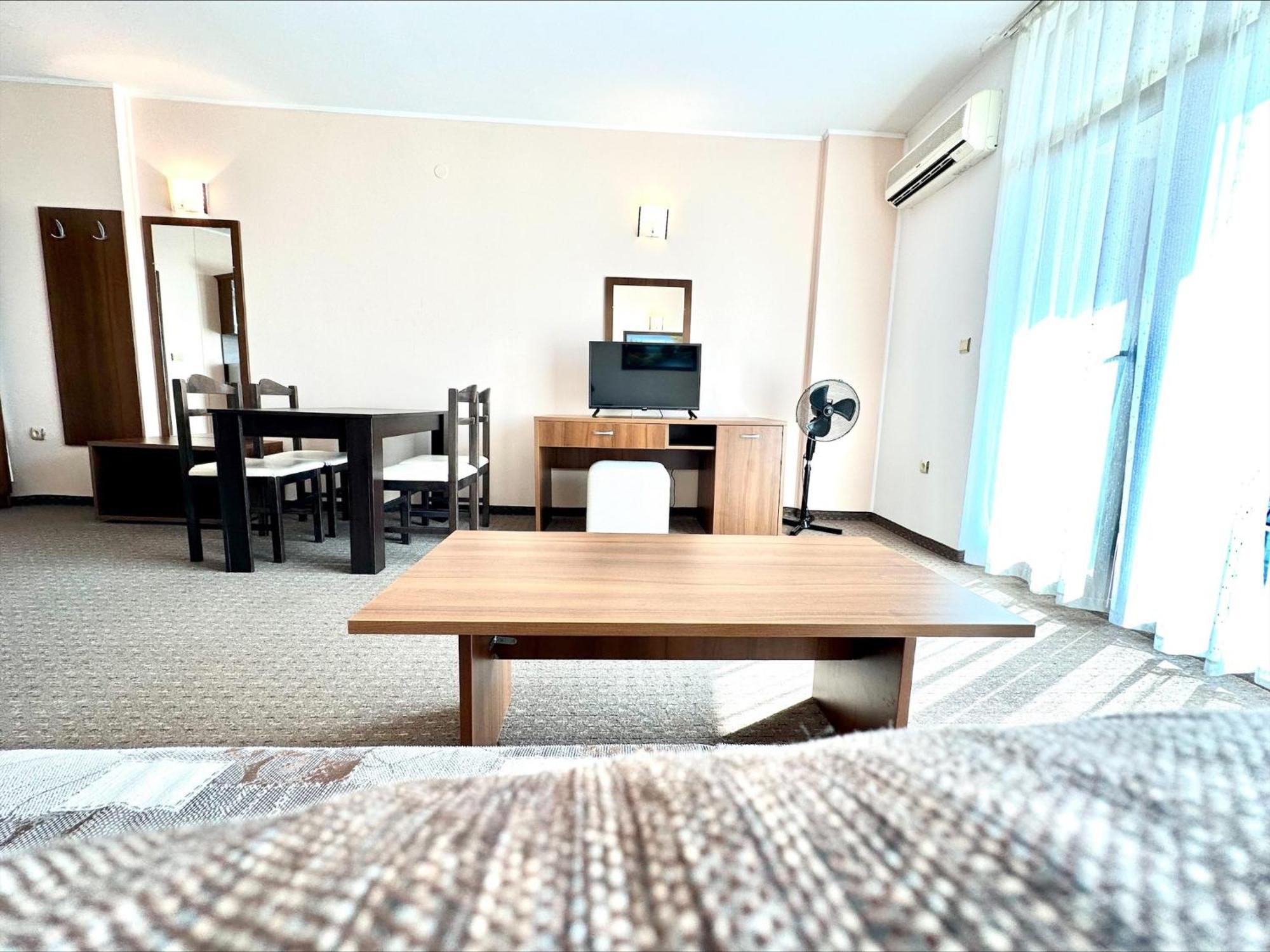 סאני ביץ' Grenada - Menada Apartments חדר תמונה