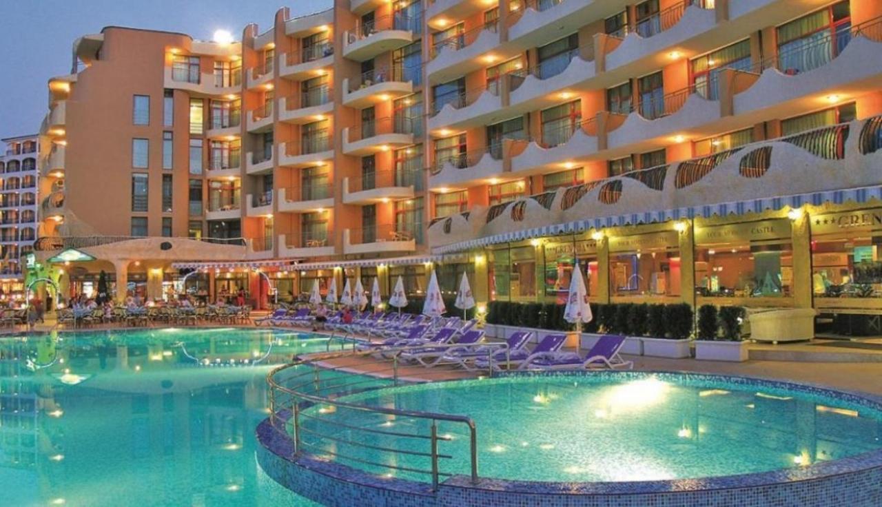 סאני ביץ' Grenada - Menada Apartments מראה חיצוני תמונה